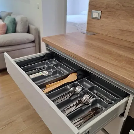 Andy Apartment